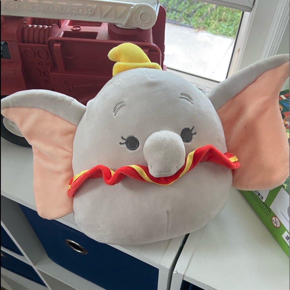 Dumbo squish mellow 12 inch